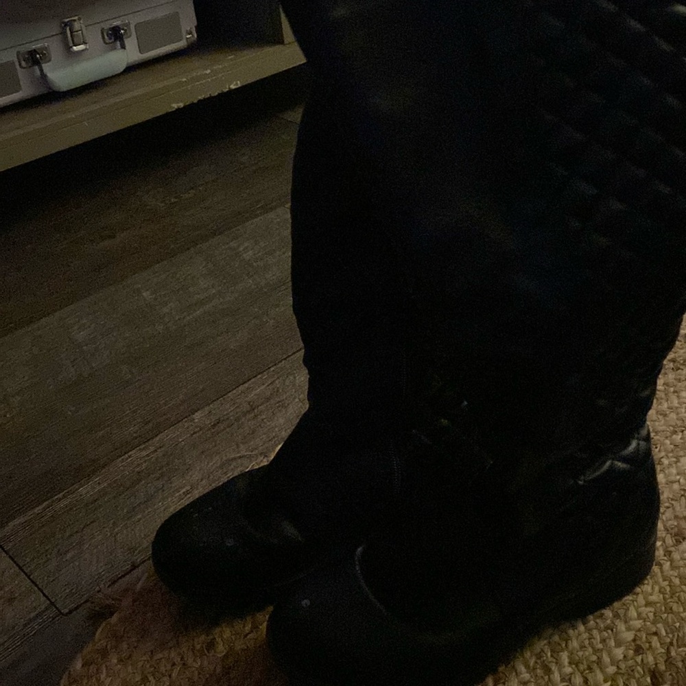 Tall quilted boot